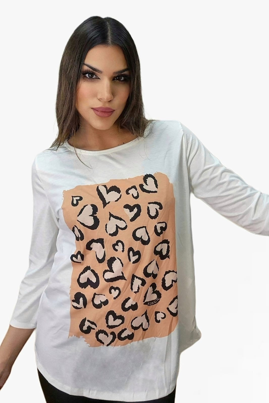 Camiseta Dibujo Corazones