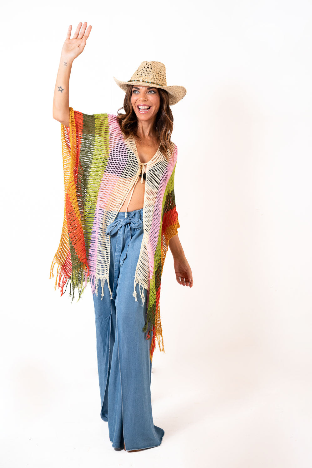 Poncho Crochet Lineal Amarillo