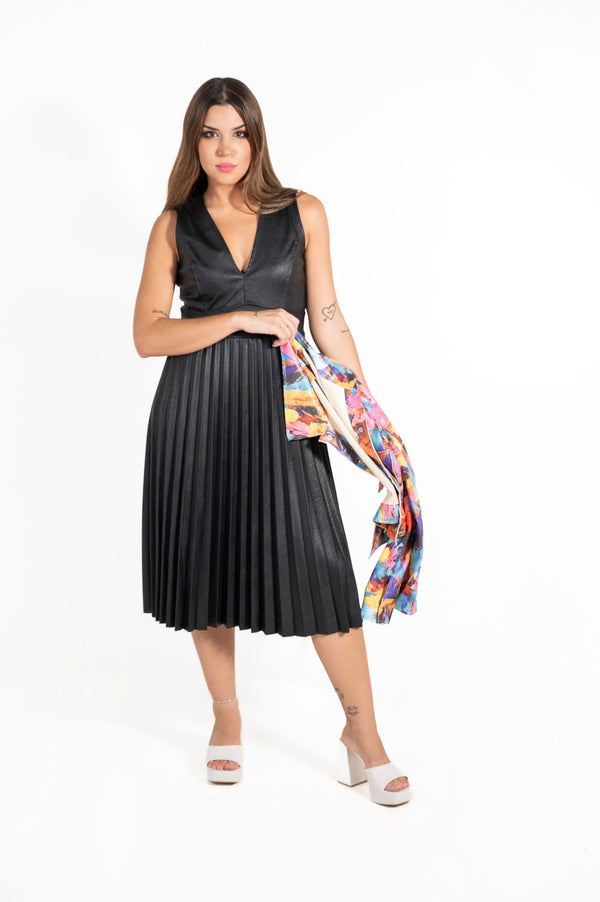 Vestido Polipiel Tableado Negro